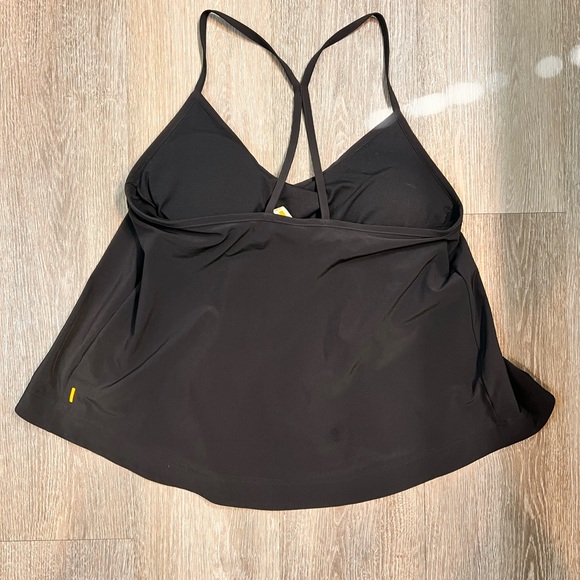 Lucy flowy tank top - Picture 2 of 3